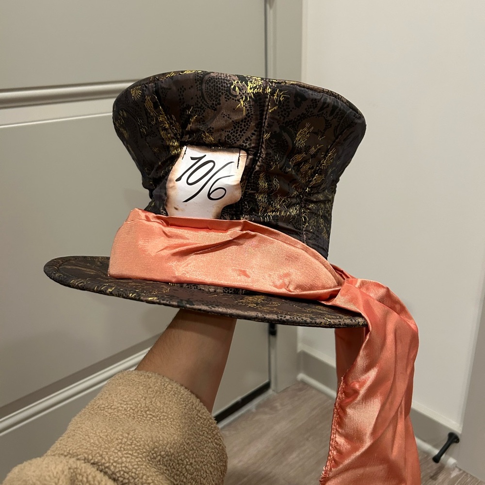 Mad Hatter Hat & belt